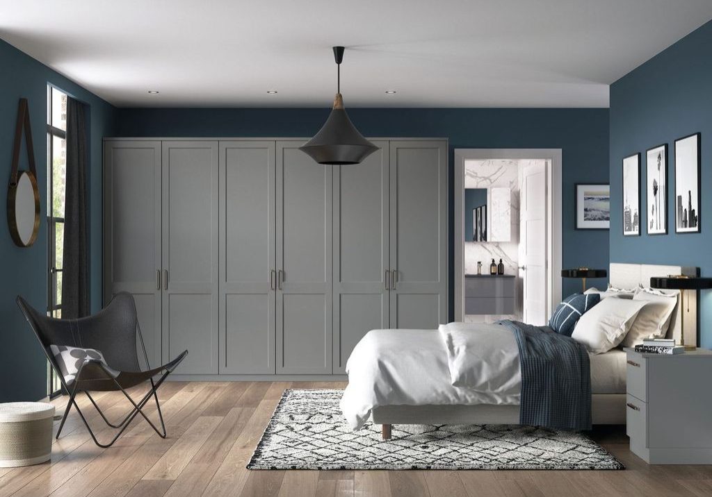 hinged3 Dust Grey Barnbrook
